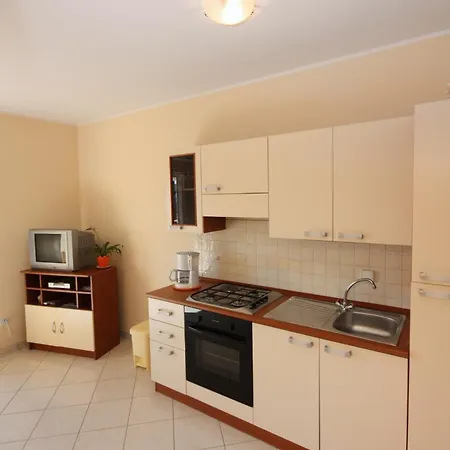 Apartments By The Sea Vinisce, Trogir - 5229 Apartment