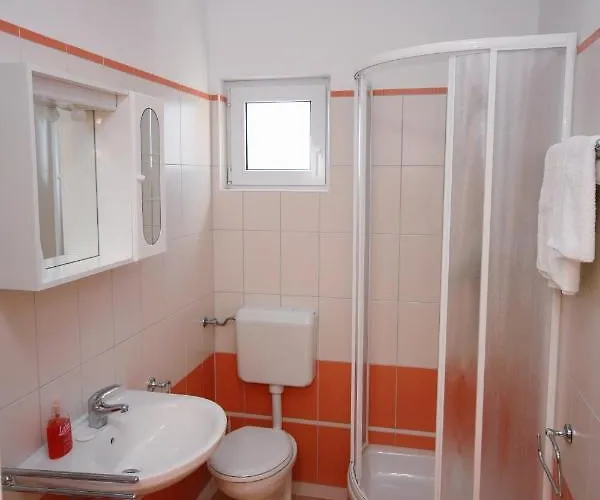 By The Sea Vinisce, Trogir - 5229 Apartman Vinišće